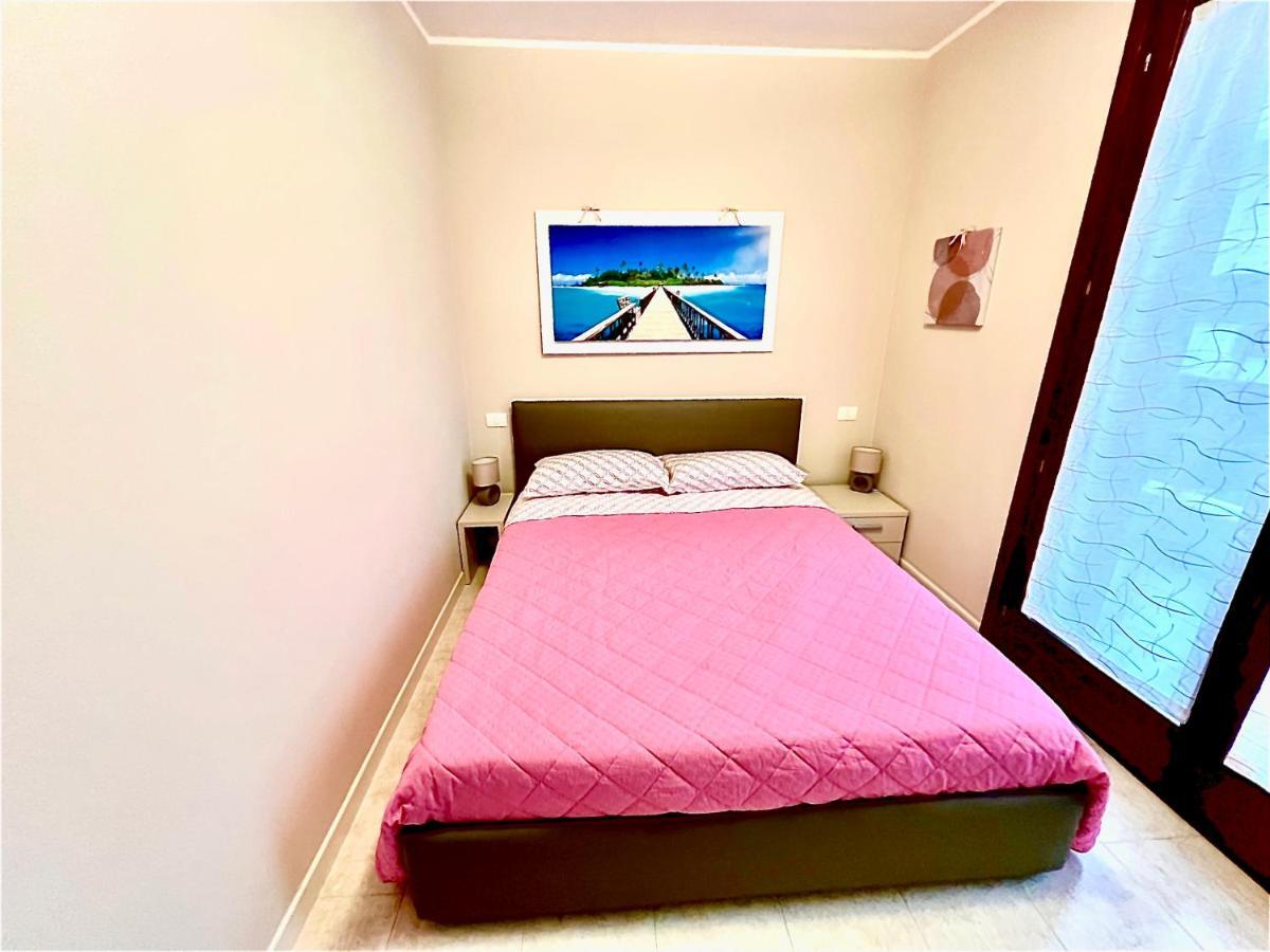 Petite Maison 西尔米奥奈 外观 照片