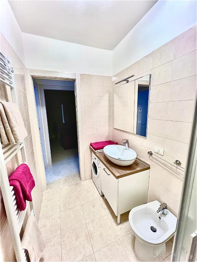 Petite Maison 西尔米奥奈 外观 照片